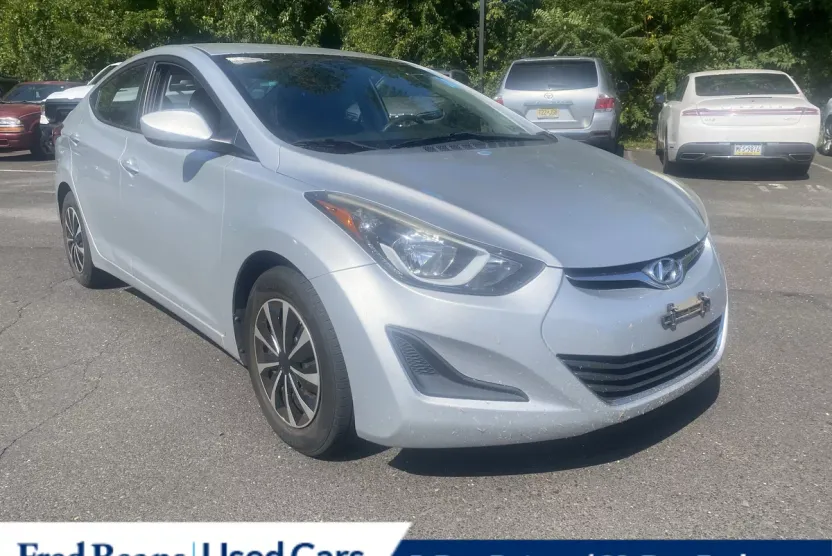2016 Hyundai Elantra SE photo 1