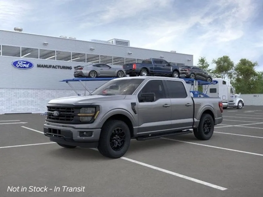 2025 Ford F-150 XLT photo 1