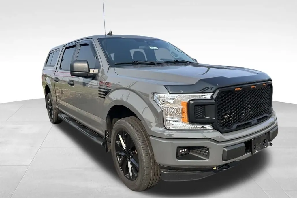 2020 Ford F-150 XL photo 1