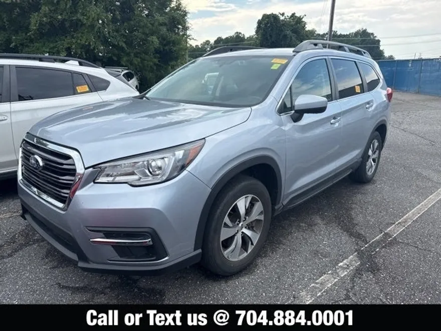2022 Subaru Ascent Premium photo 1