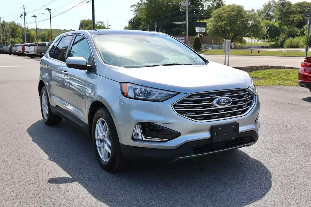 2021 Ford Edge SEL photo 1