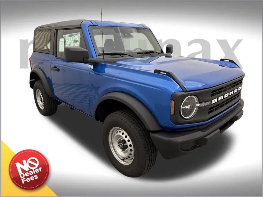 2025 Ford Bronco Base photo 1
