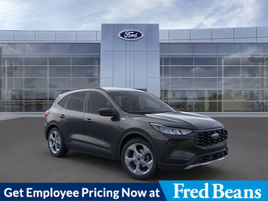 2025 Ford Escape ST-Line photo 1