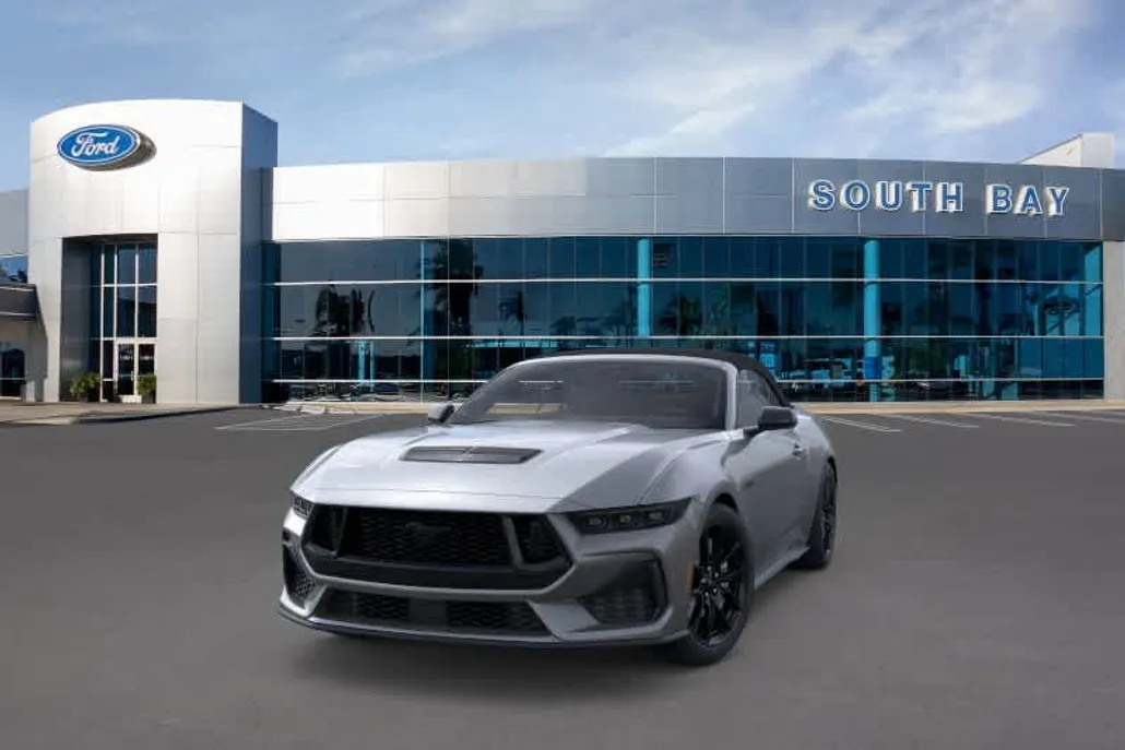 2025 Ford Mustang GT Premium photo 1