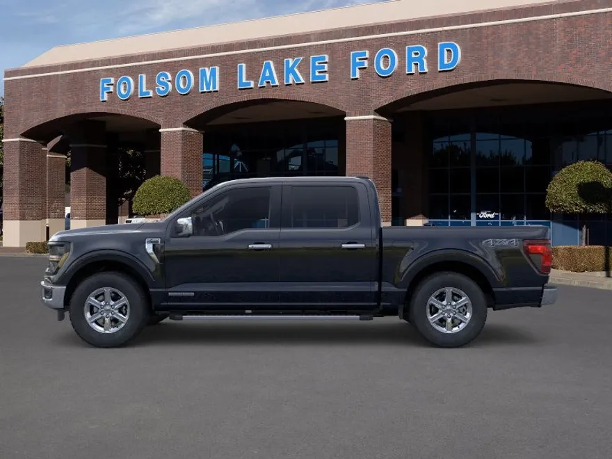 2025 Ford F-150 XLT photo 1
