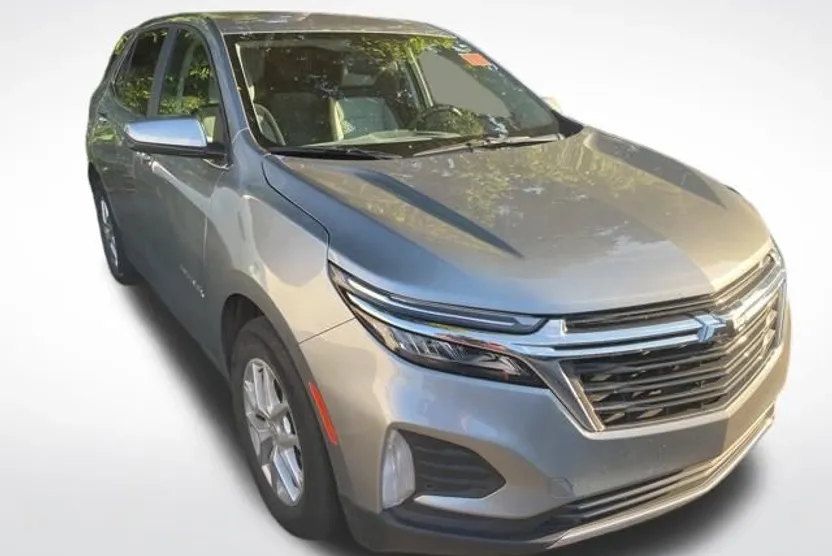 2023 Chevrolet Equinox LT photo 1