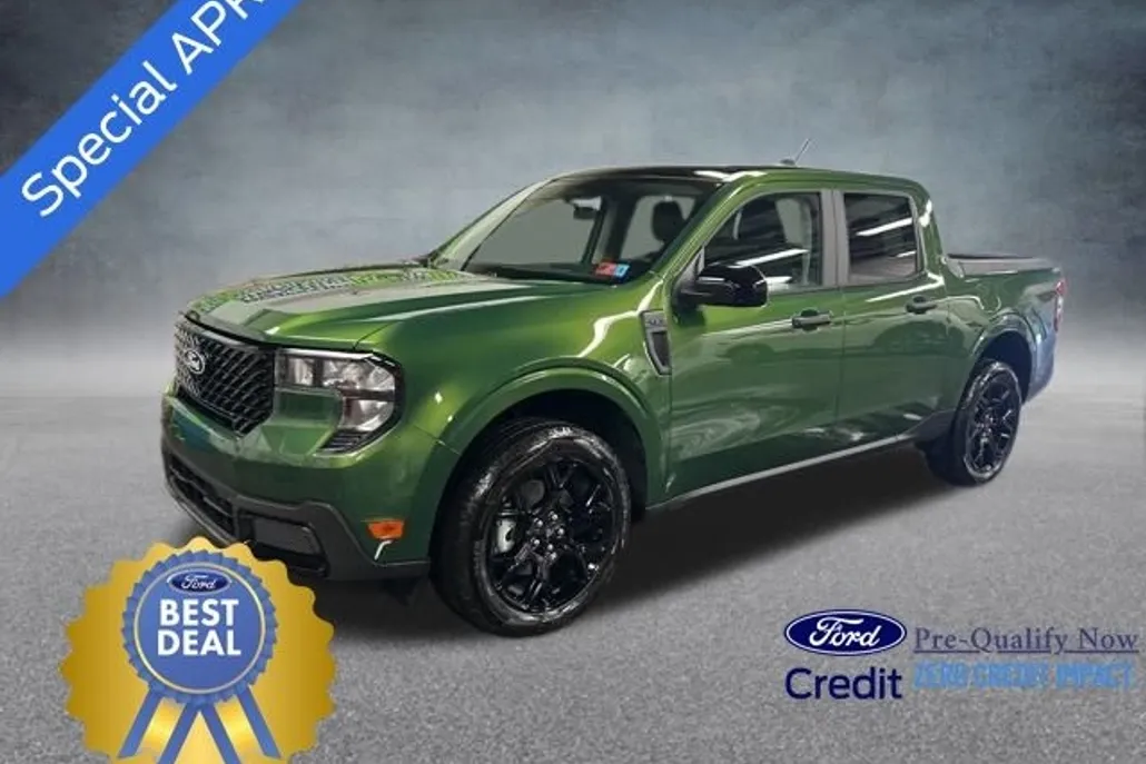 2025 Ford Maverick XLT photo 1