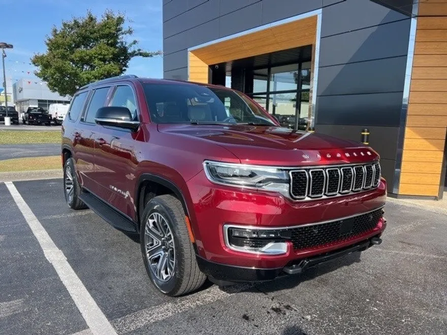 2025 Jeep Wagoneer Base photo 1