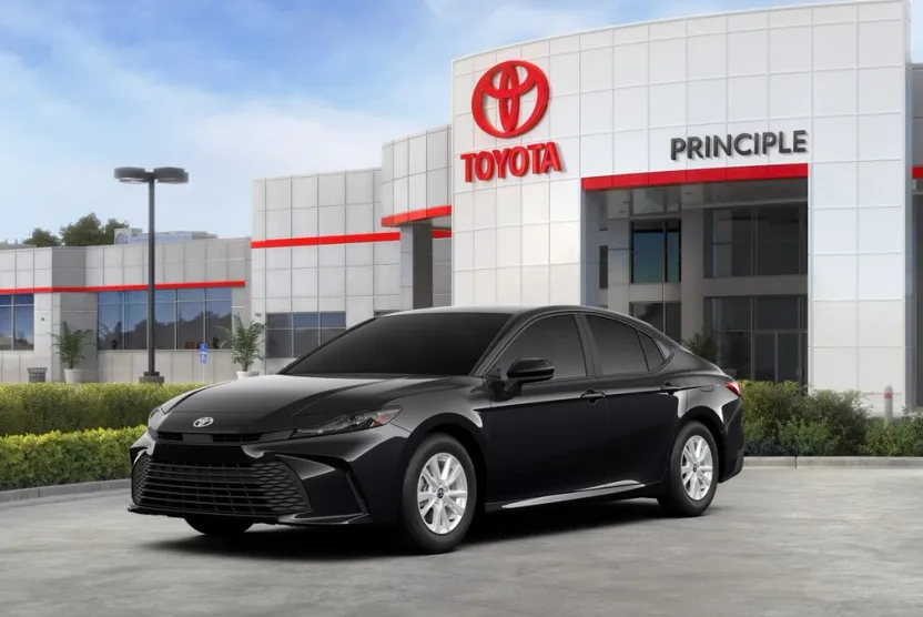 2026 Toyota Camry LE photo 1