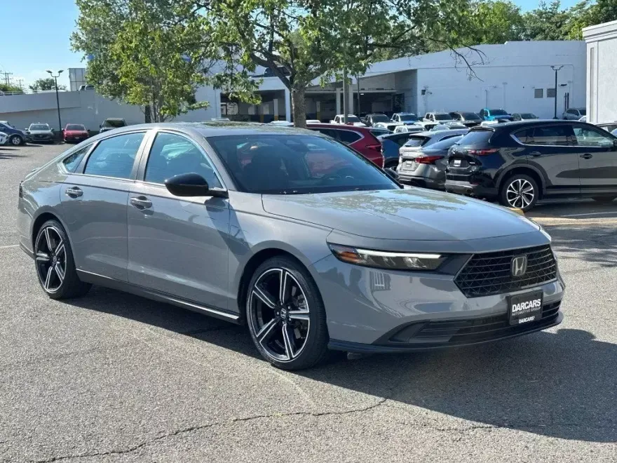 2023 Honda Accord Hybrid Sport photo 1