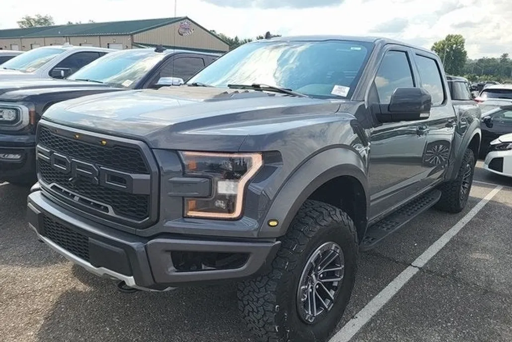 2020 Ford F-150 Raptor photo 1