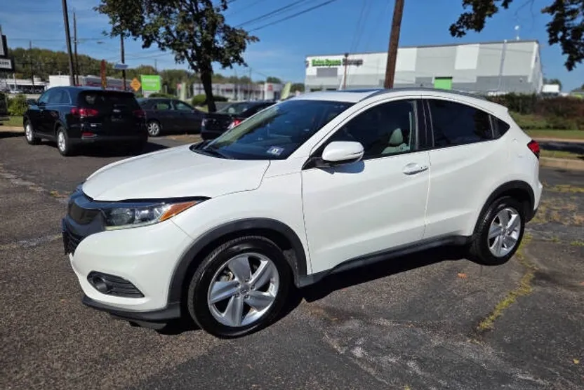 2019 Honda HR-V EX photo 1
