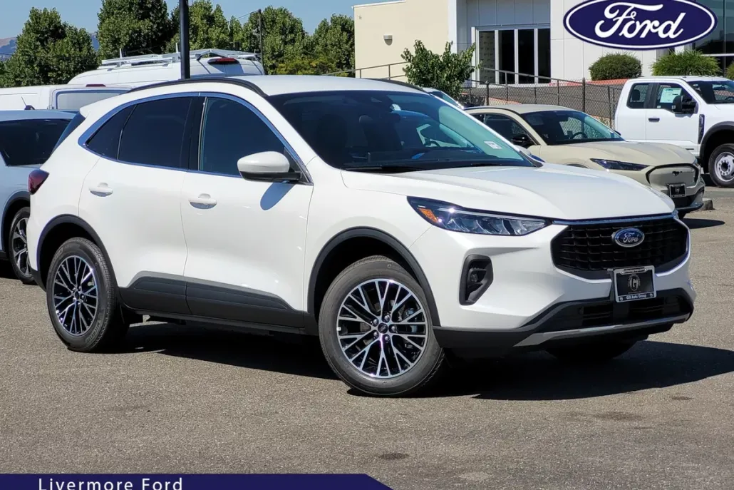 2025 Ford Escape Base photo 1