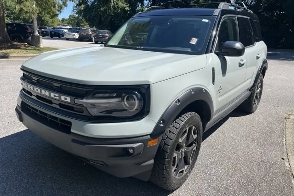 2021 Ford Bronco Sport Outer Banks photo 1