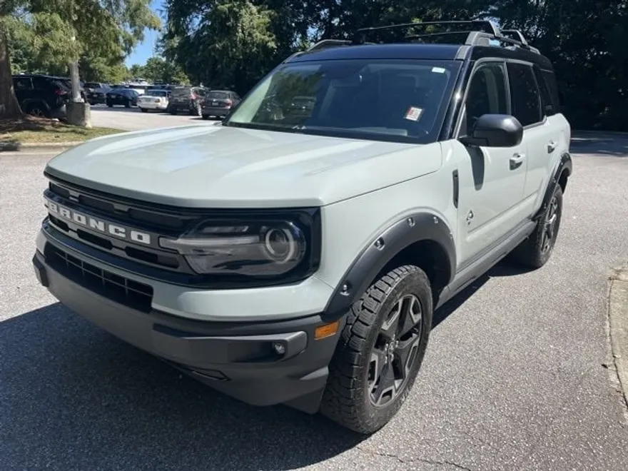 2021 Ford Bronco Sport Outer Banks photo 1