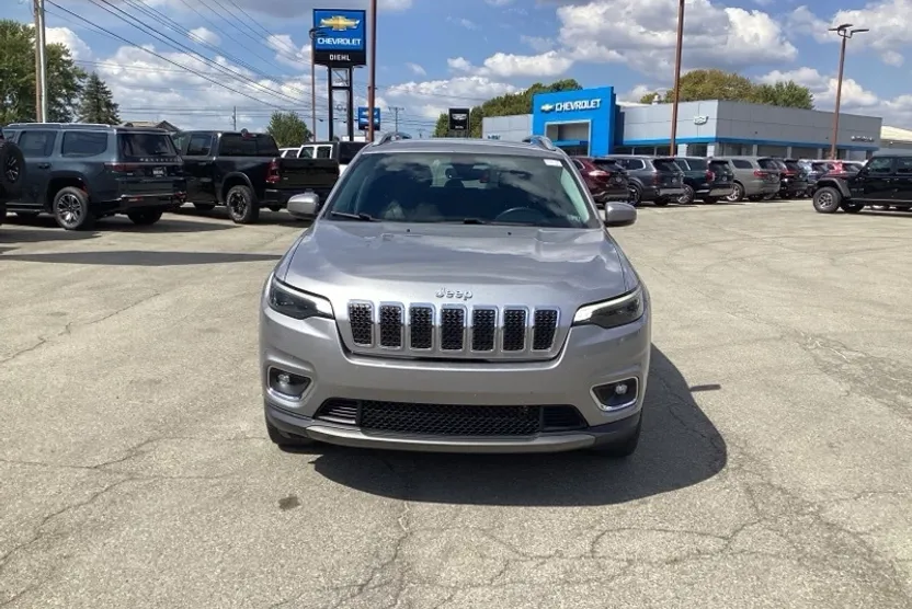 2019 Jeep Cherokee Limited photo 1