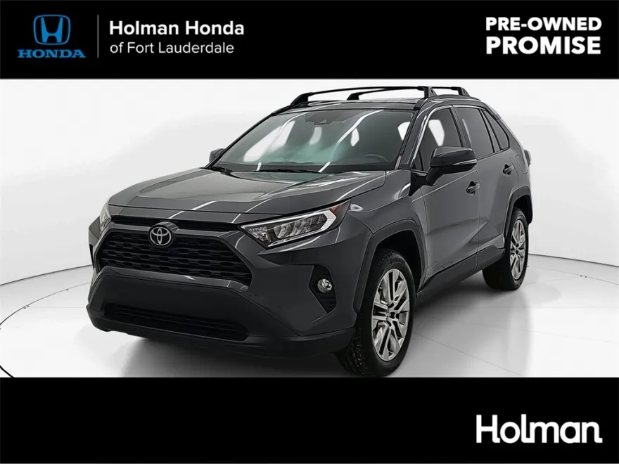 2020 Toyota RAV4 XLE Premium photo 1