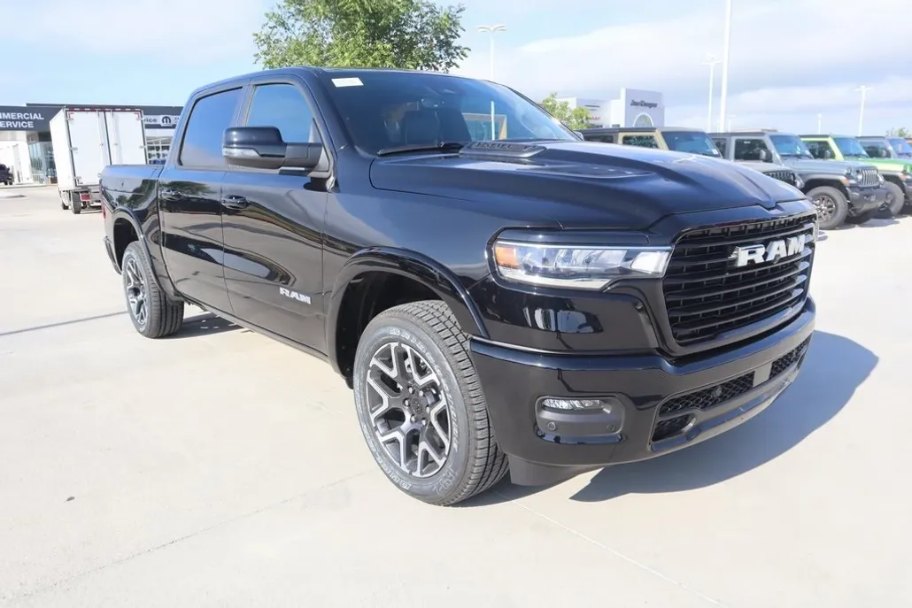 2025 Ram 1500 Laramie photo 1