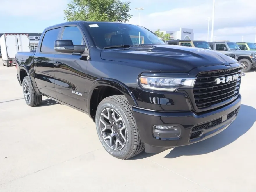 2025 Ram 1500 Laramie photo 1
