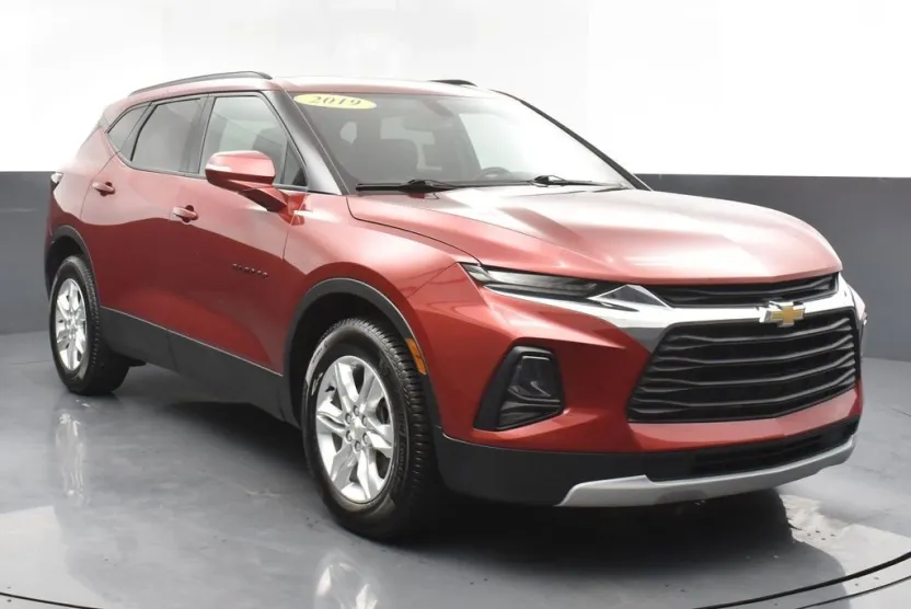 2019 Chevrolet Blazer Base photo 1