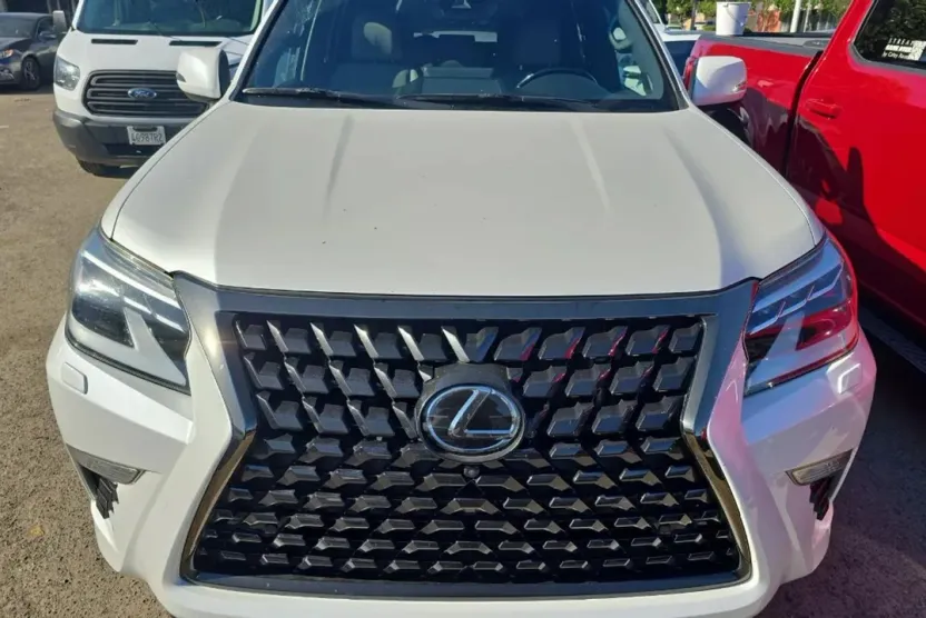 2023 Lexus GX 460 photo 1