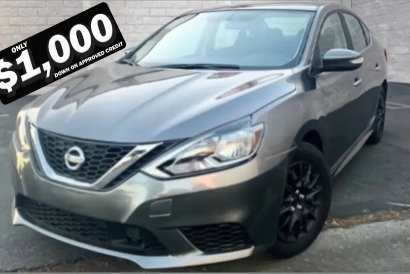 2019 Nissan Sentra SR photo 1