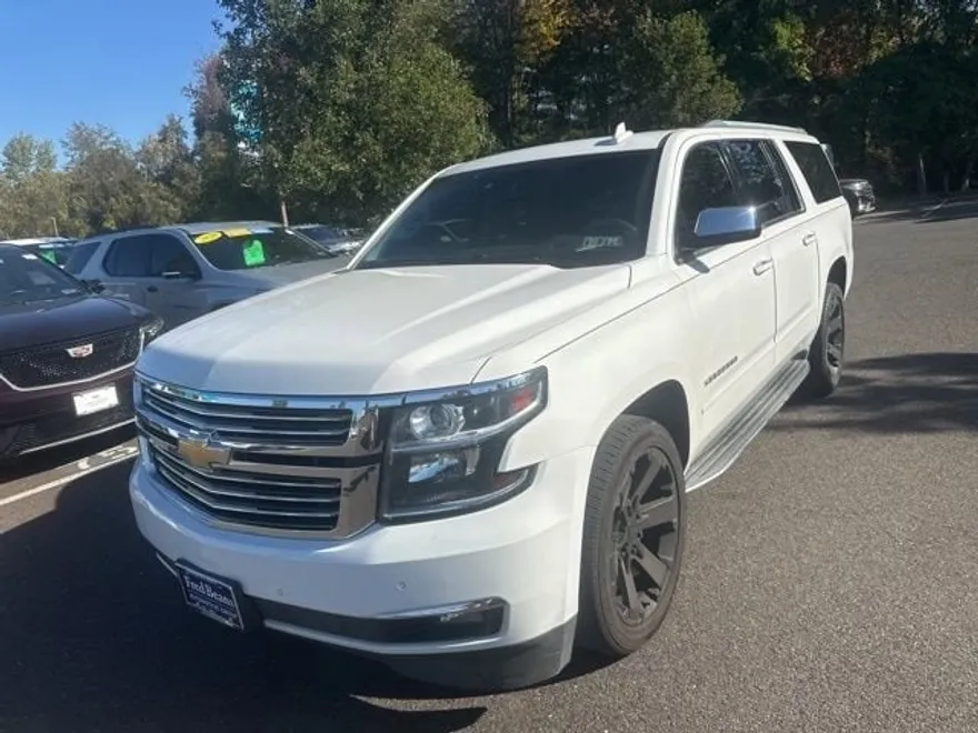 2017 Chevrolet Suburban Premier photo 1