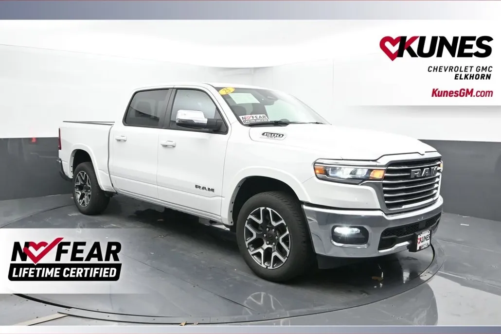2025 Ram 1500 Laramie photo 1