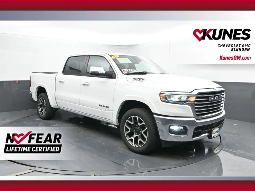 2025 Ram 1500 Laramie photo 1