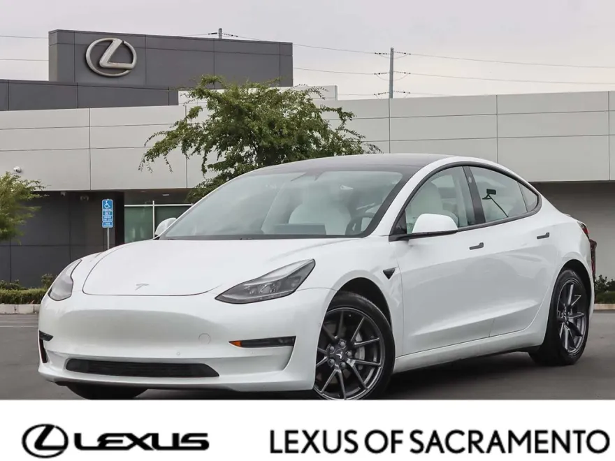 2021 Tesla Model 3 Long Range photo 1