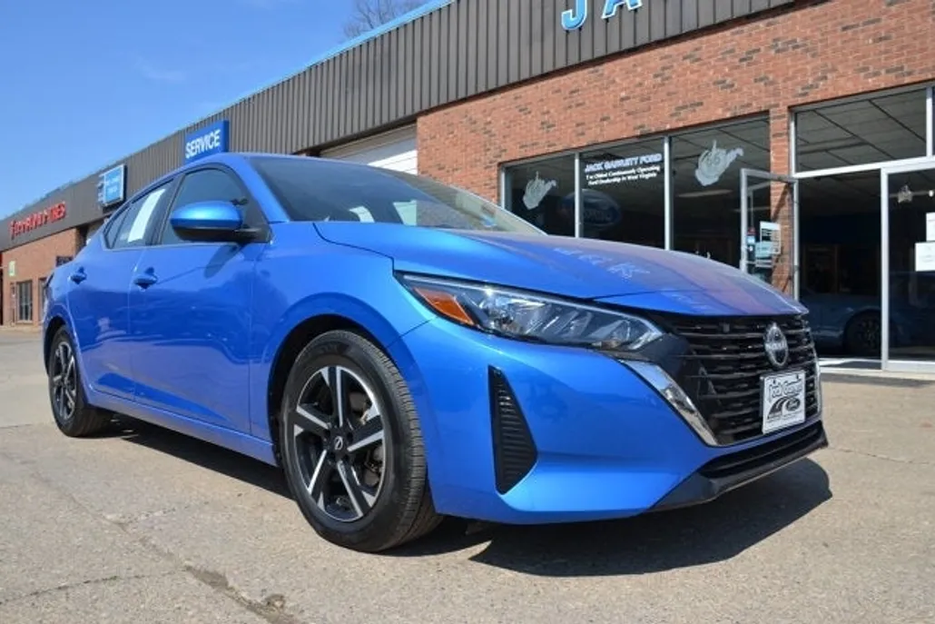 2024 Nissan Sentra SV photo 1