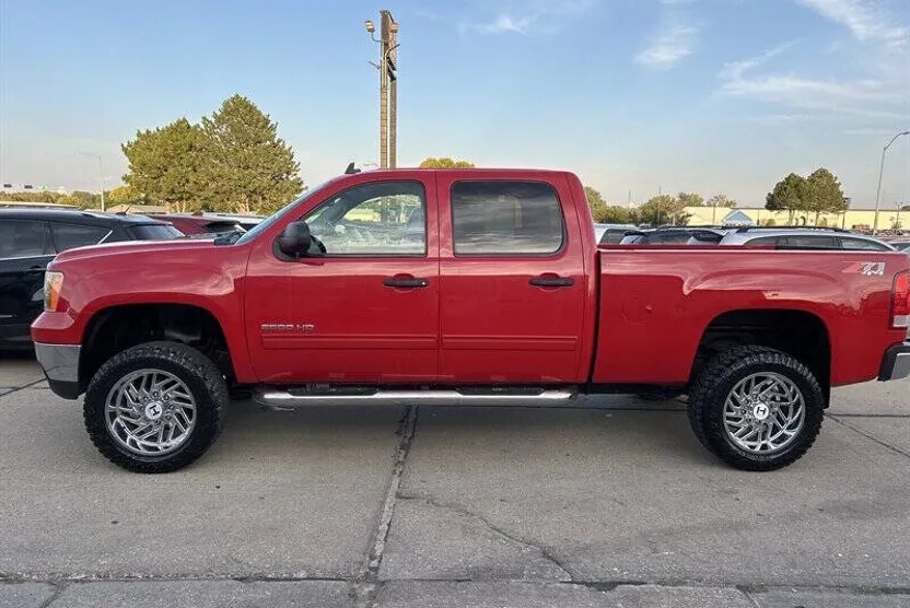2012 Gmc Sierra SLE photo 1