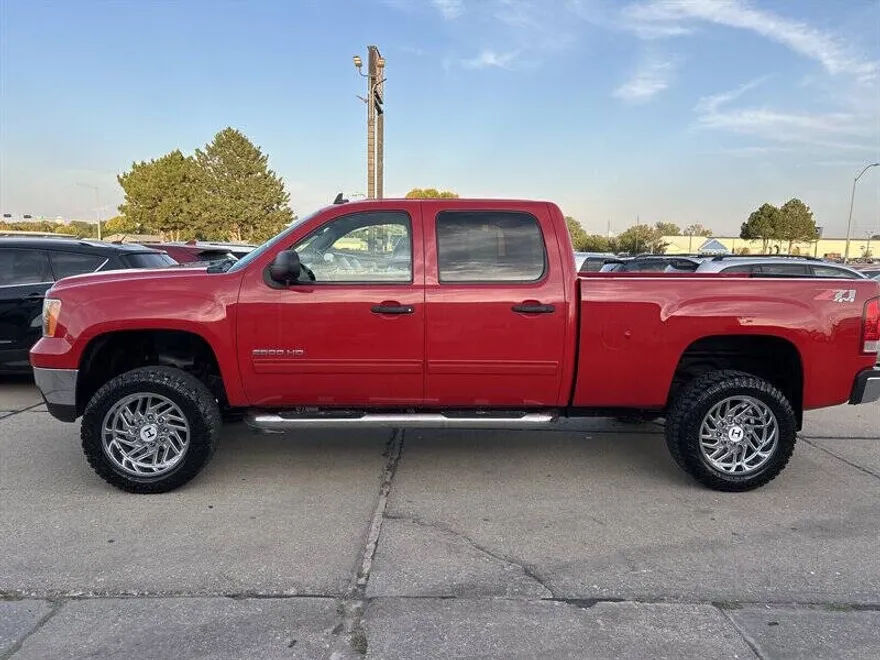 2012 Gmc Sierra SLE photo 1