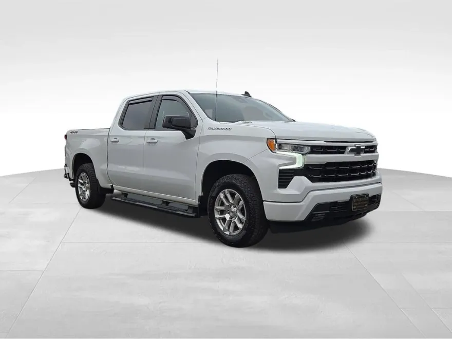 2023 Chevrolet Silverado 1500 RST photo 1