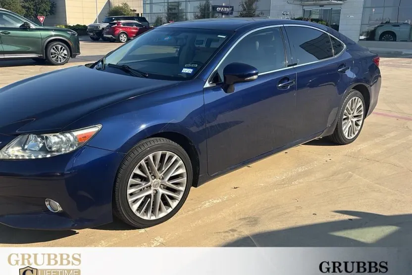 2013 Lexus ES 350 photo 1