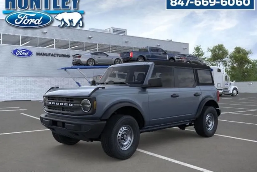 2025 Ford Bronco Base photo 1