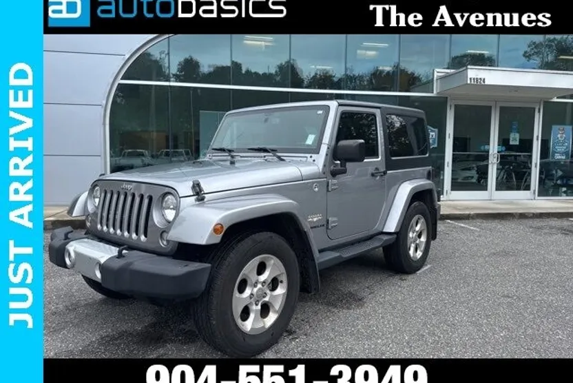 2015 Jeep Wrangler Sahara photo 1