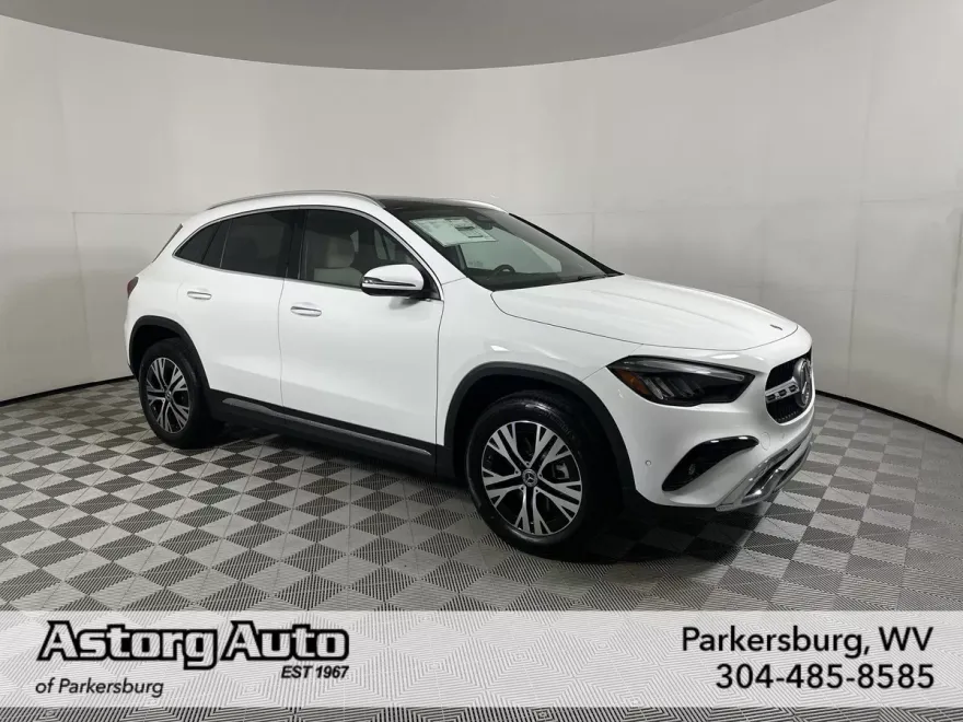 2025 Mercedes Benz GLA 250 4MATIC photo 1