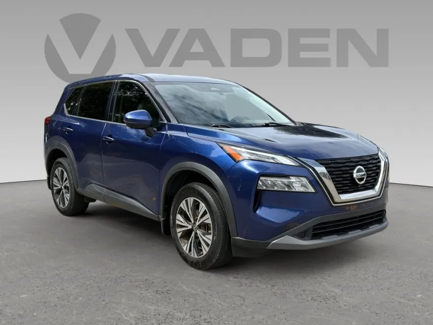2021 Nissan Rogue SV photo 1