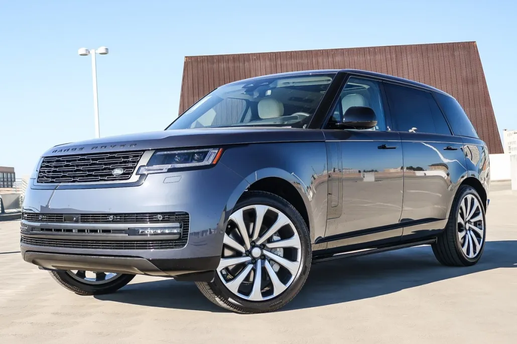 2025 Land Rover Range Rover SE photo 1