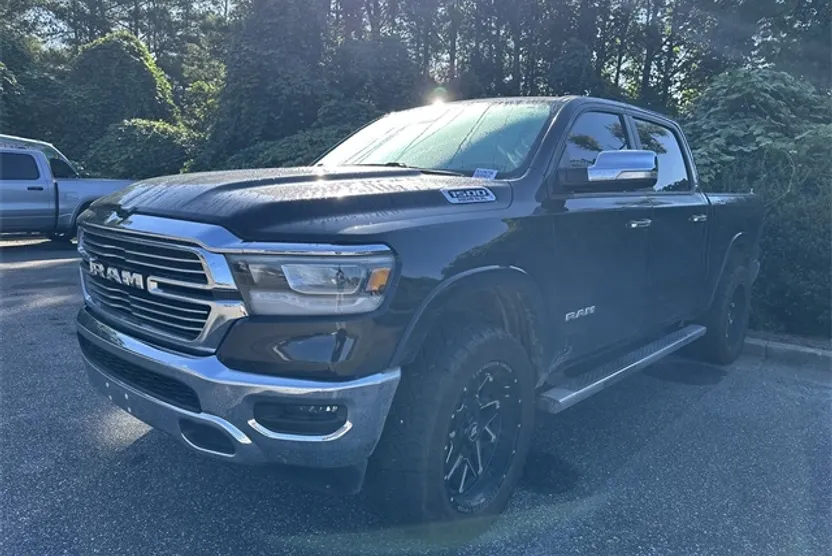 2019 Ram 1500 Laramie photo 1