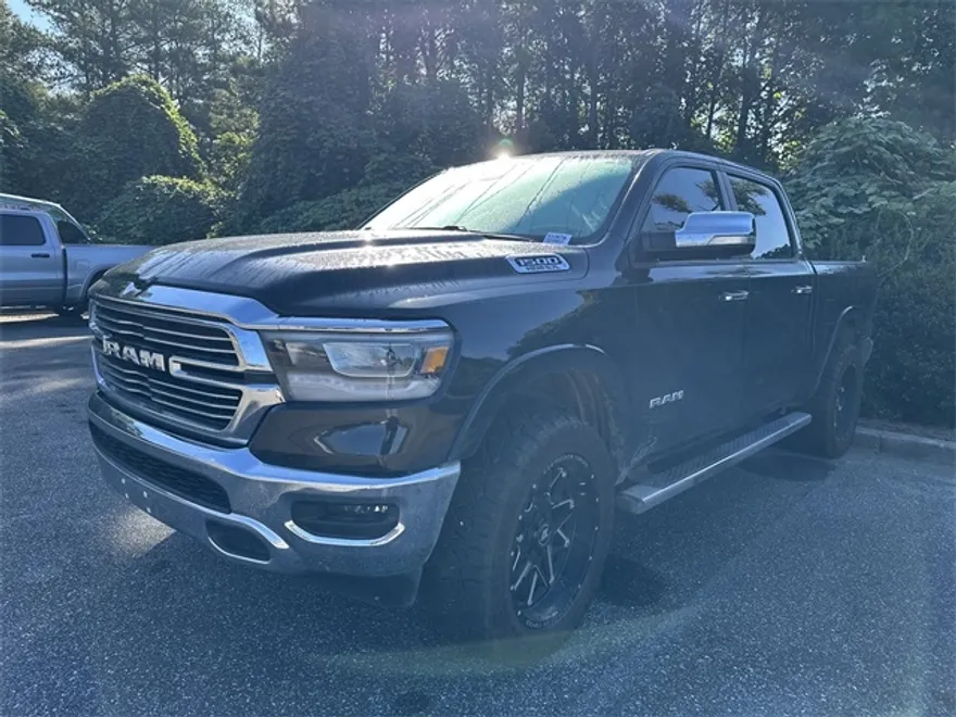 2019 Ram 1500 Laramie photo 1