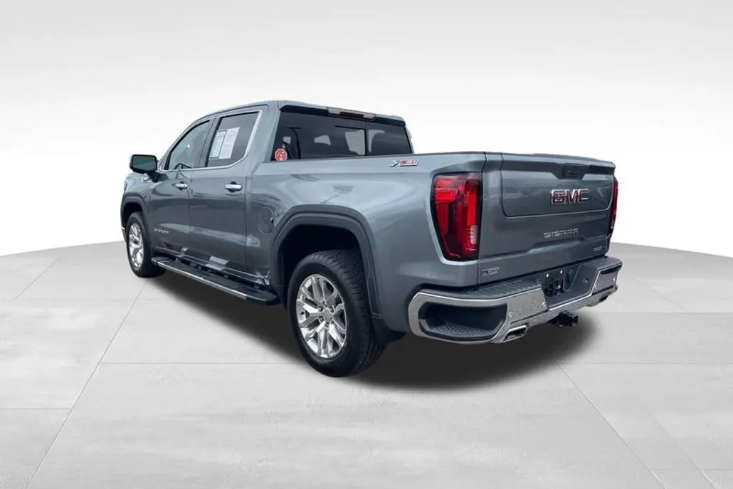 2021 Gmc Sierra SLT photo 1