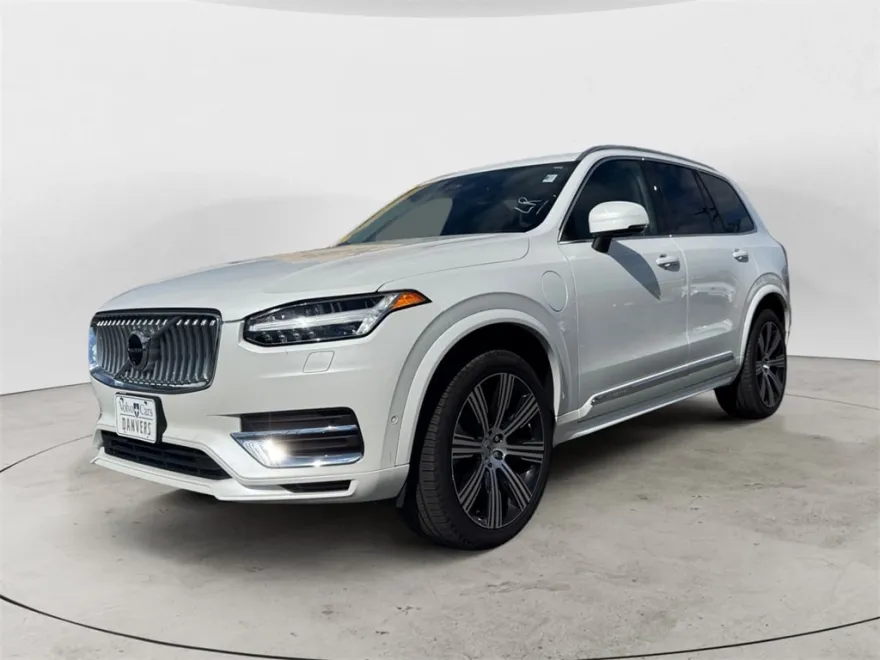 2024 Volvo XC90 Recharge T8 Plus photo 1