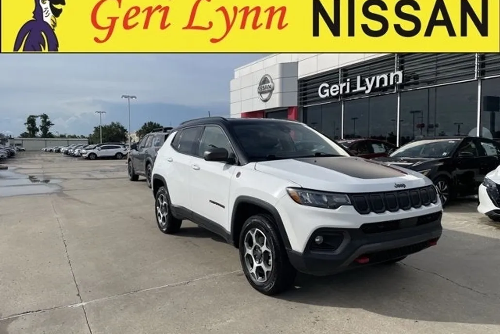 2022 Jeep Compass Trailhawk photo 1