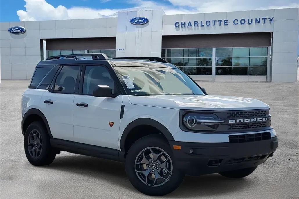 2024 Ford Bronco Sport Badlands photo 1