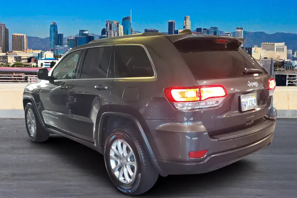 2021 Jeep Grand Cherokee Laredo E photo 1
