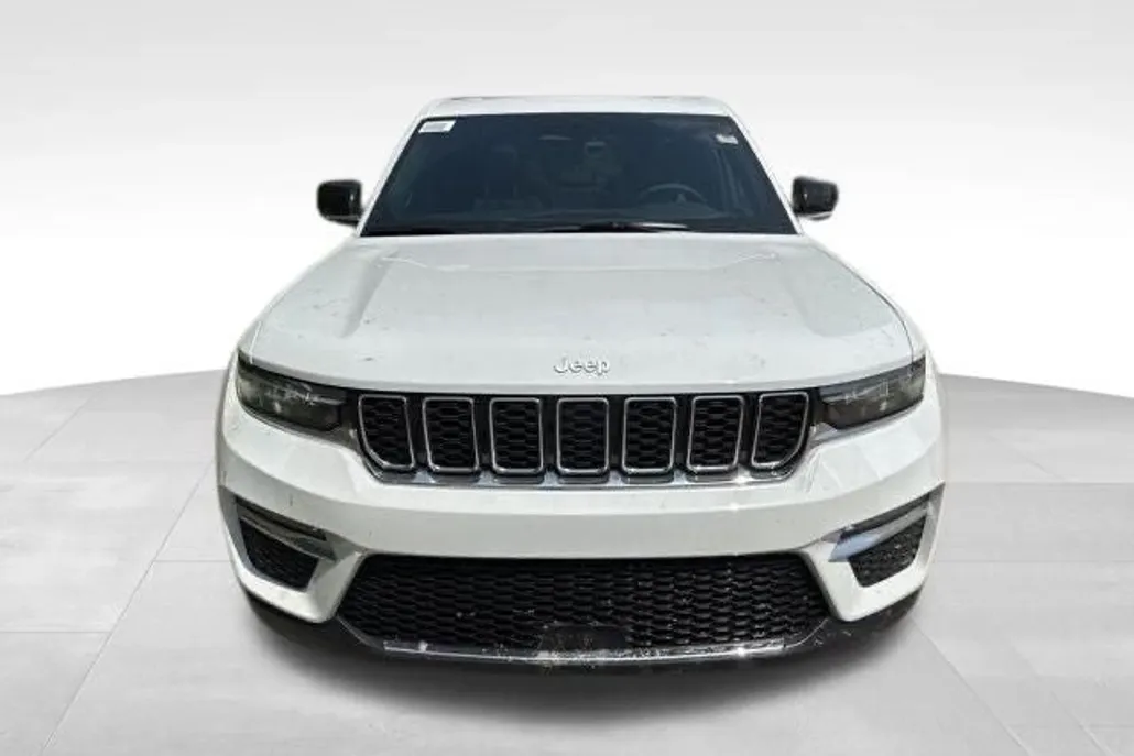 2025 Jeep Grand Cherokee Limited photo 1