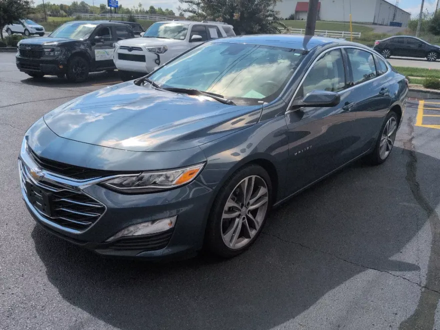 2024 Chevrolet Malibu Premier 2LT photo 1