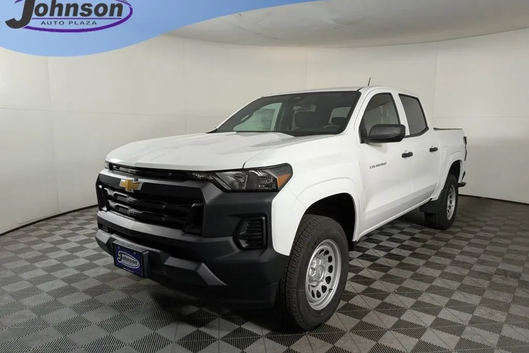 2025 Chevrolet Colorado LT photo 1